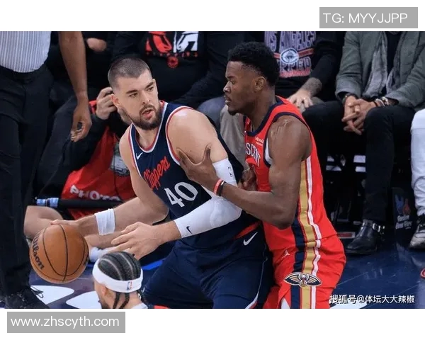 快船官方Ins发布2025年媒体日照片伊维察与祖巴茨同框引关注 快船官方Ins发布2025年媒体日照片伊维察与祖巴茨同框引关注