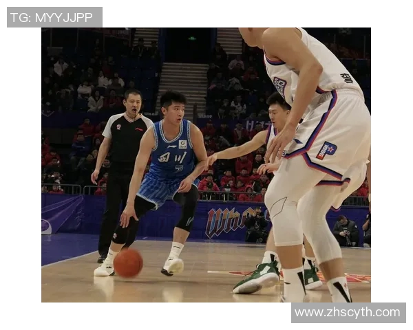 四川男篮股权风波后压哨注册十九人全力保赛 四川男篮股权风波后压哨注册十九人全力保赛