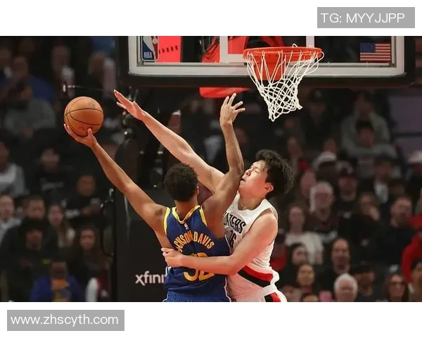 媒体人：杨瀚森打戈贝尔用勾手没问题，但是得靠住他出手才行