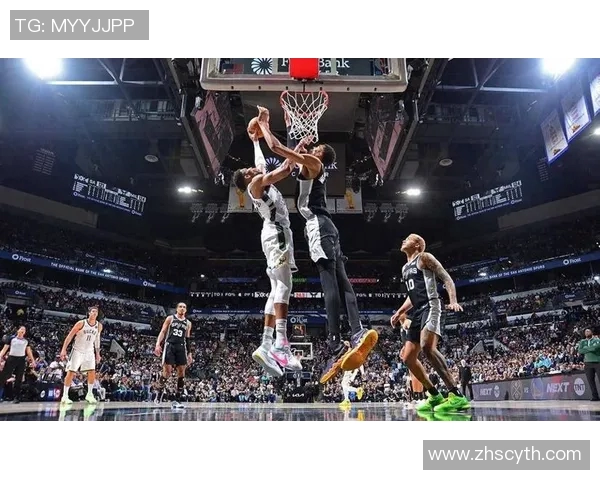 首秀就炸！埃奇库姆赛季揭幕战砍30+ 新世纪首位达此成就新秀